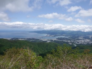 天狗岩付近からの両津湾・加茂湖を望む